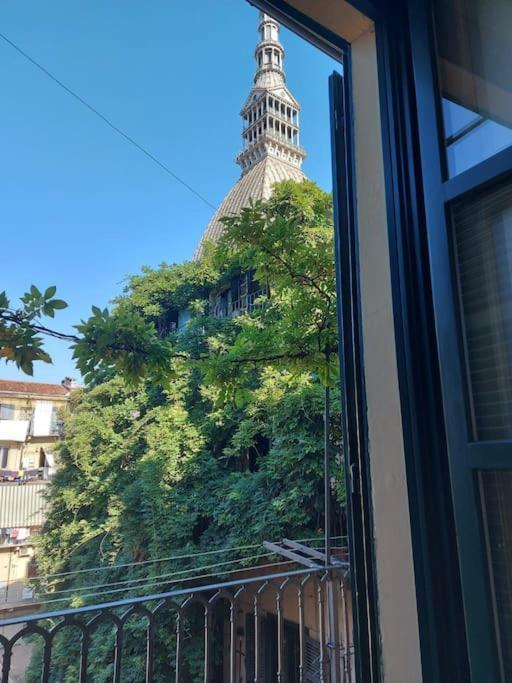 Appartamento Sotto La Mole Antonelliana Turijn Buitenkant foto